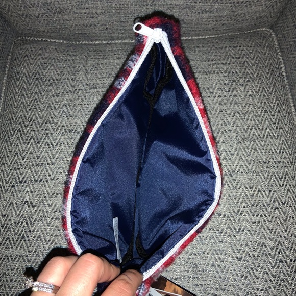 NEW Kavu Tabernash Clutch In Americana - Picture 8 of 8